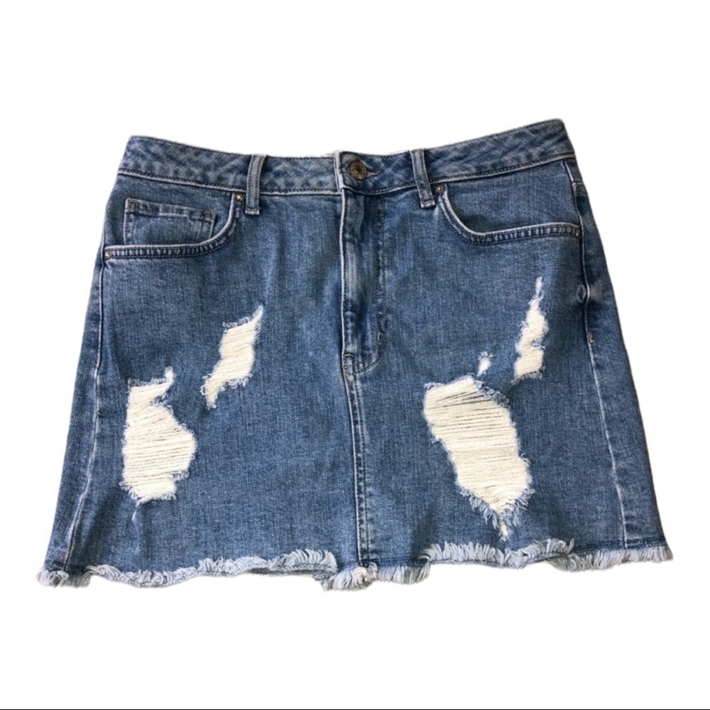 FOREVER 21 Stretch Distressed Medium Wash Denim Mini Skirt Sz 28